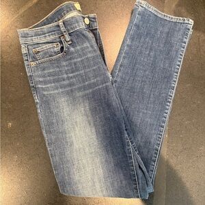 GAP Women's Straight Leg Blue Jeans